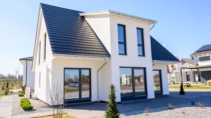 Fertighaus 1,5 Geschosser SH 150 FS Musterhaus Dresden Terrassenseite