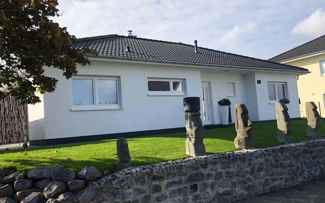 Fertighaus Bungalow SH 113 B - Var. B  Hauseingangsseite