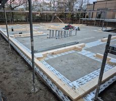 Bodenplatte mit Schwelle