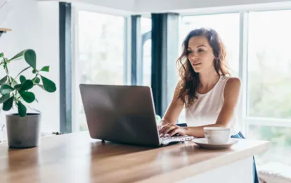 titel_homeoffice_01-21_shutterstock_1673481262-skaliert.jpg titel_homeoffice_01-21_shutterstock_1673481262-skaliert.jpg