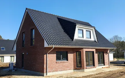 Fertighaus 1,5 Geschosser SH 180 - Var. D Klinkerfassade