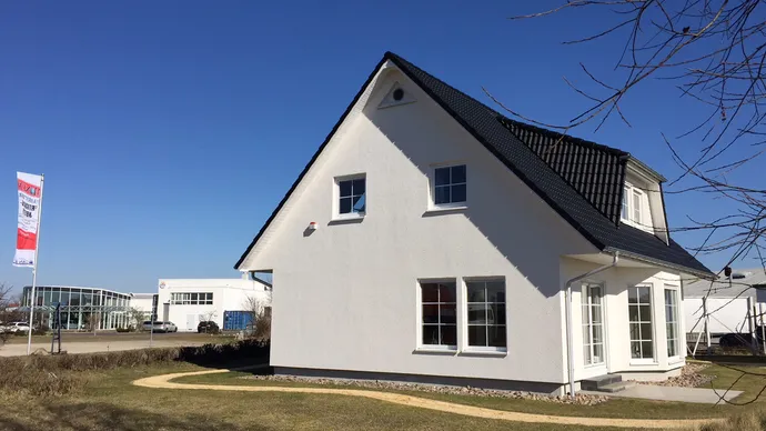 Musterhaus Wittstock SH 180 Variante D Hauseingangsseite
