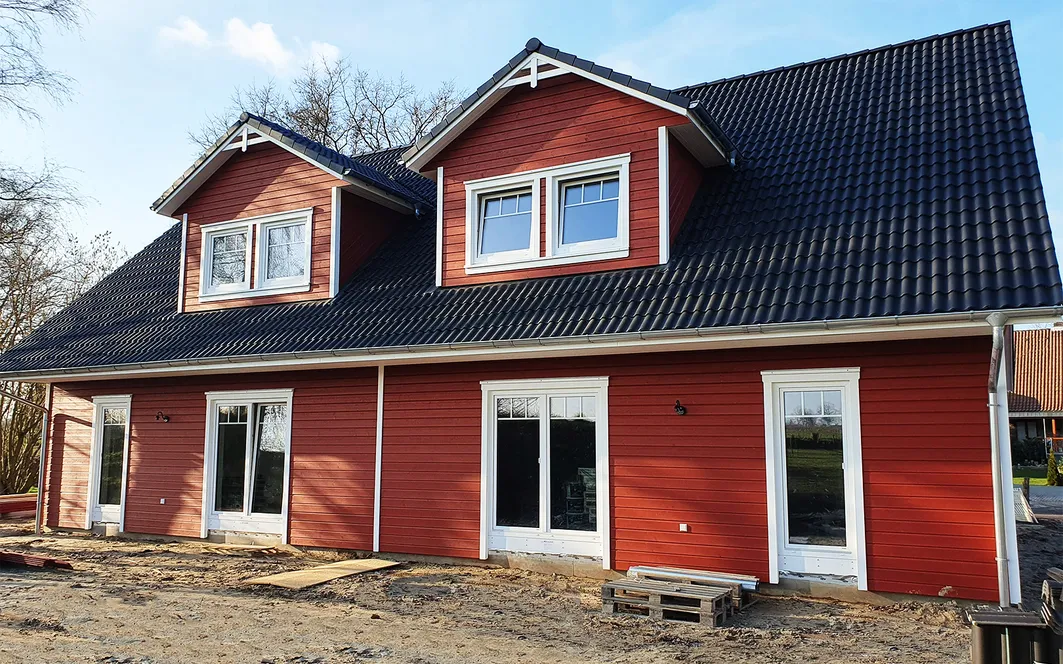 Fertighaus Mehrgenerationenhaus SH 244 EW Holzfassade