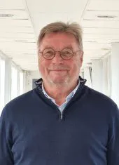 burkhard-schulz-170x236.jpg