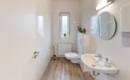 sh-136-var-a-bathroom1.jpg