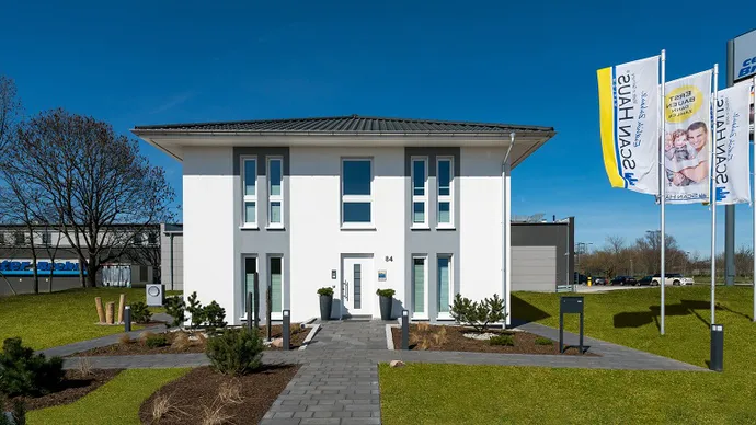 Musterhauscenter Berlin-Mahlsdorf ScanHaus 155 Stadtvilla Hauseingangseite