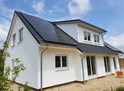 Fertighaus Mehrgenerationenhaus SH 232 EW mit Einliegerwohnung