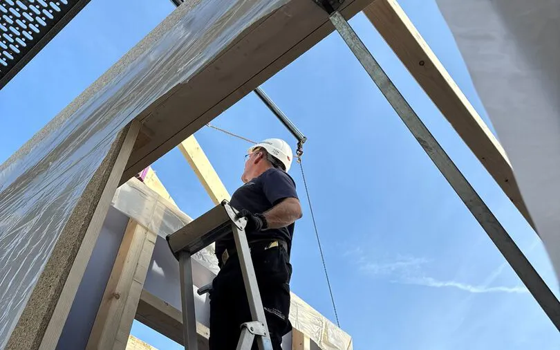 cdbd9a9b-770c-4bd9-a0be-9d7b14f8aa7c-2-0d96de9c