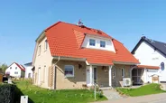 Fertighaus 1,5 Geschosser SH 136 - Var. A | Trapezgaube und Krüppelwalmdach