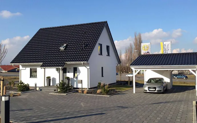 SH 122 individuell mit Gebäudeerweiterung | Musterhaus Neubrandenburg