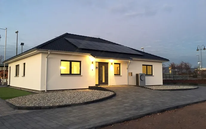 Musterhaus Kaiserslautern ScanHaus 146 Bungalow Hauseingangsbereich