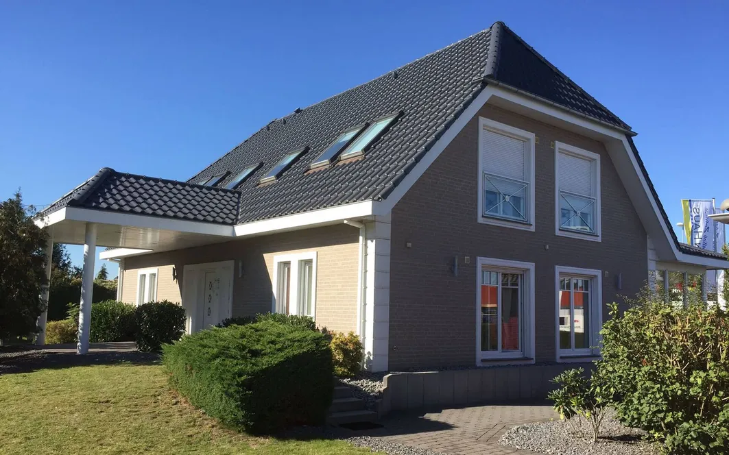 Musterhaus Koblenz ScanHaus Einfamilienhaus Eingangsseite