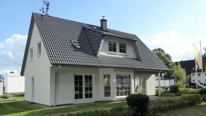 Musterhaus Neumünster ScanHaus 180 Variante D Einfamilienhaus Terrassenseite